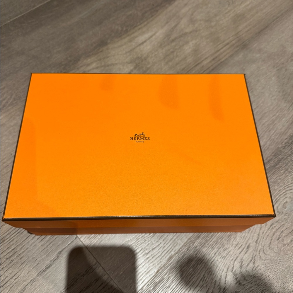 Hermès Signature Orange Box